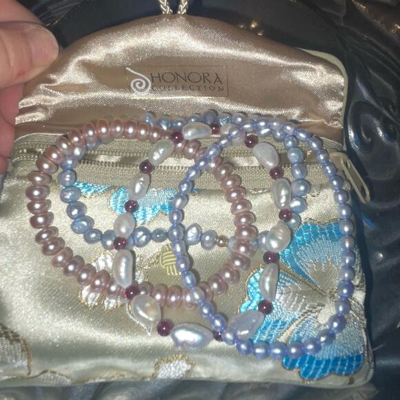 NWT Honora Collection Pearl Beads Stretch Bracelets Pink White Blue Set of 4 - Picture 4 of 5